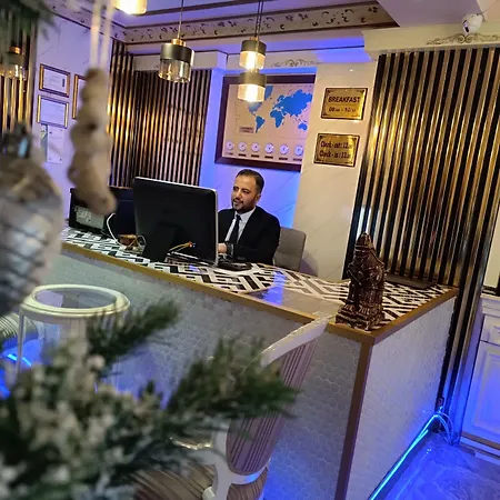 Leyenda Hotel